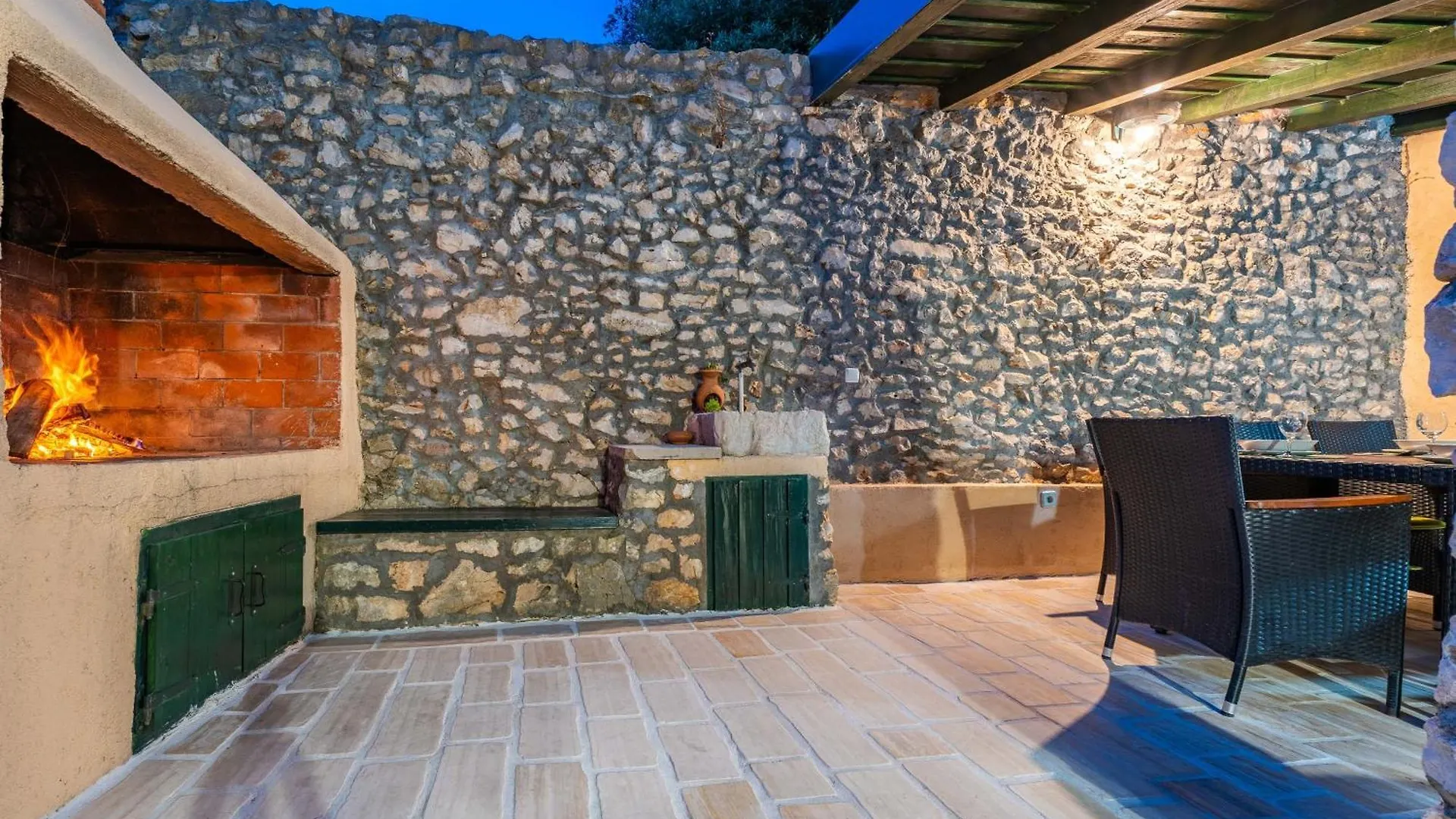 Holiday Home Bepo I Zara Sukošan 克罗地亚